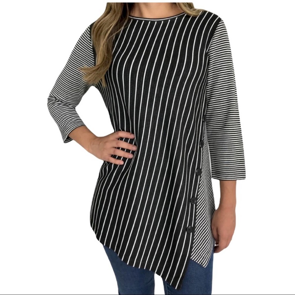 NWT.  Westbound Pullover top Sweater Asymmetrical hem striped boat neck S